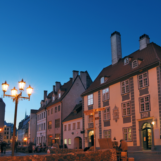 Roof Lantern Lighting Ideas For Evenings & Winter Months